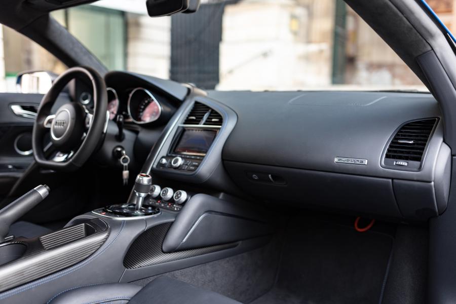 Торпедо Audi R8 LMX 2014 года  (фото 21 из 39)